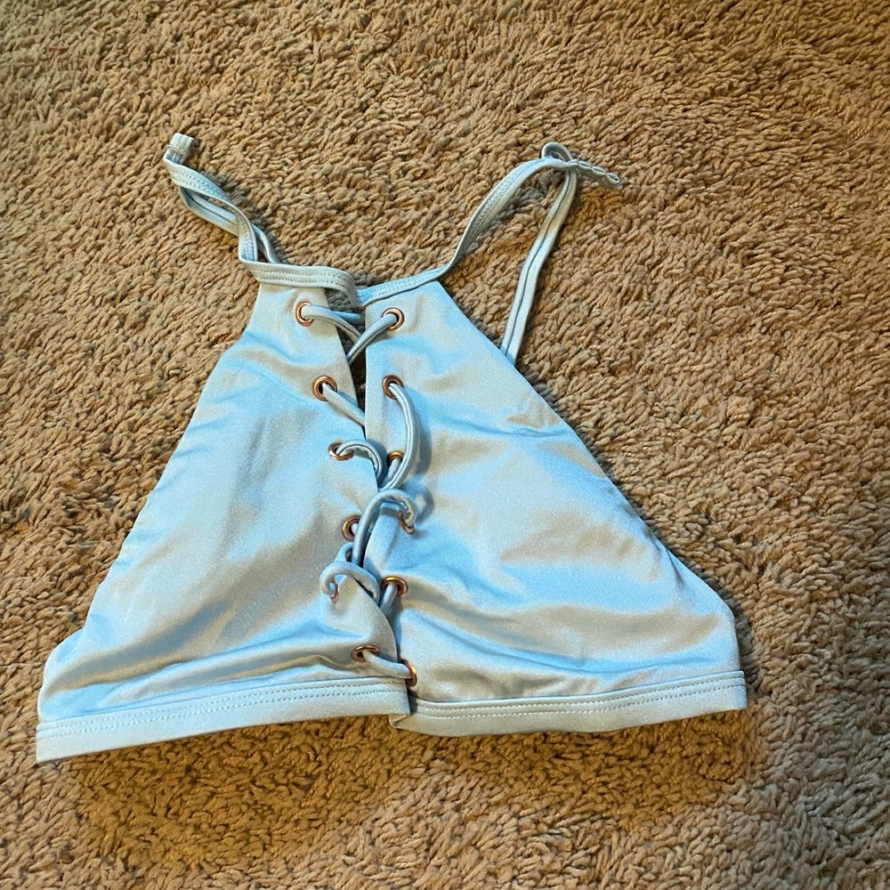 La heard swimsuit!